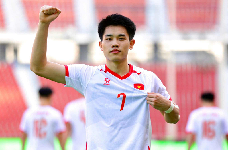 lap-cu-dup-vao-luoi-lao-dinh-bac-sang-cua-gianh-vua-pha-luoi-sea